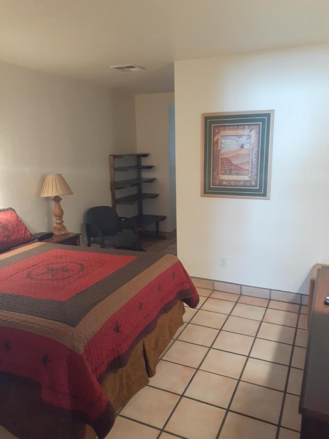 Stagecoach Suites Wickenburg Exterior photo