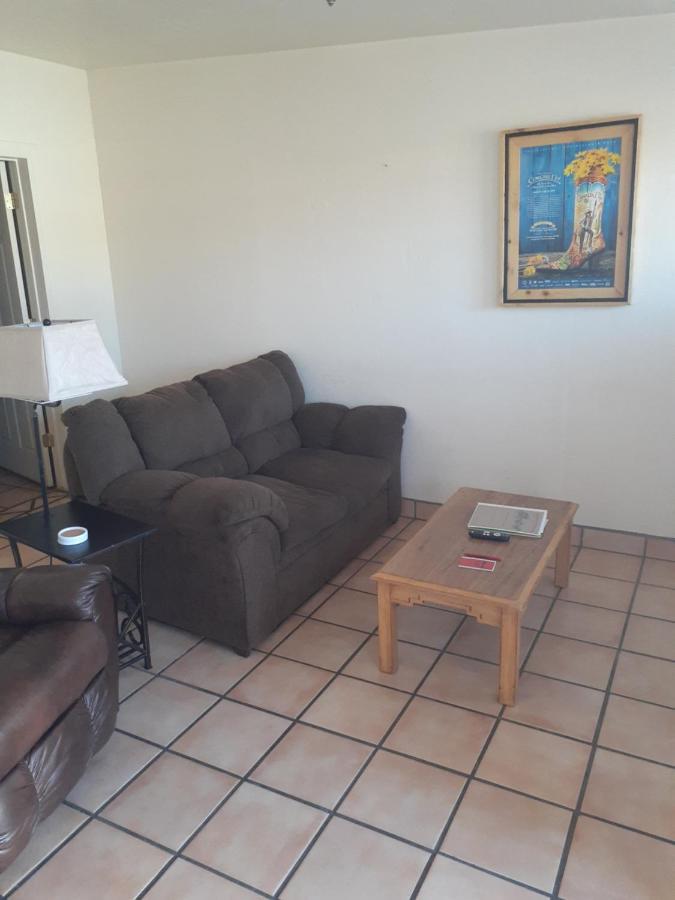 Stagecoach Suites Wickenburg Exterior photo